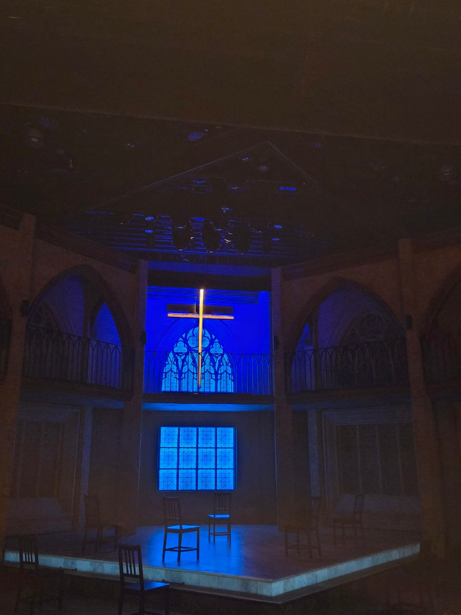 베어 더 뮤지컬 무대