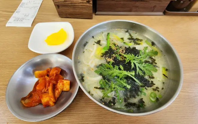 동명칼국수