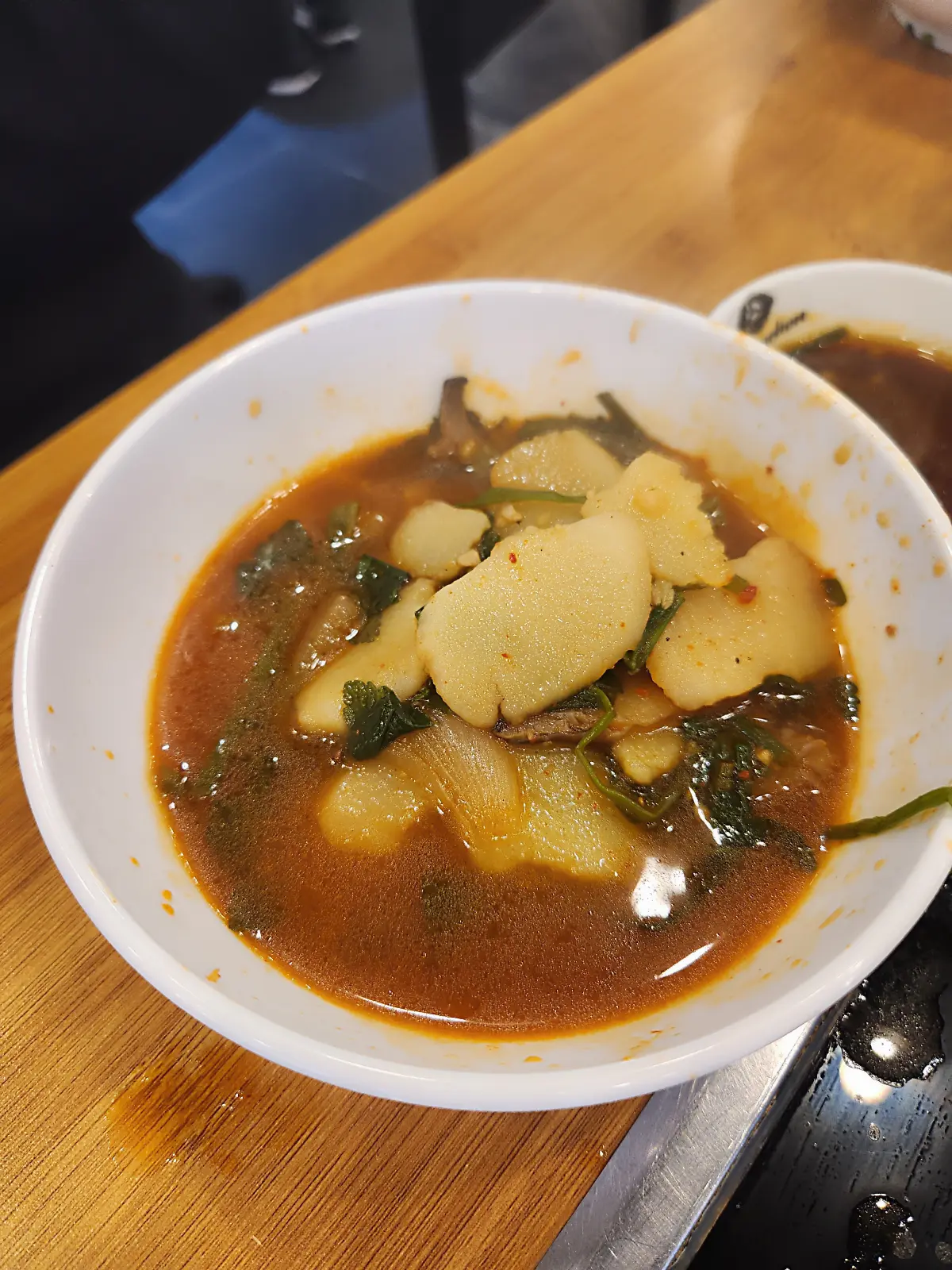 동촌샤브칼국수-일산-본점-푹익힌-감자-사리