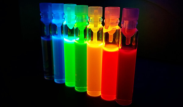 디스플레이소재