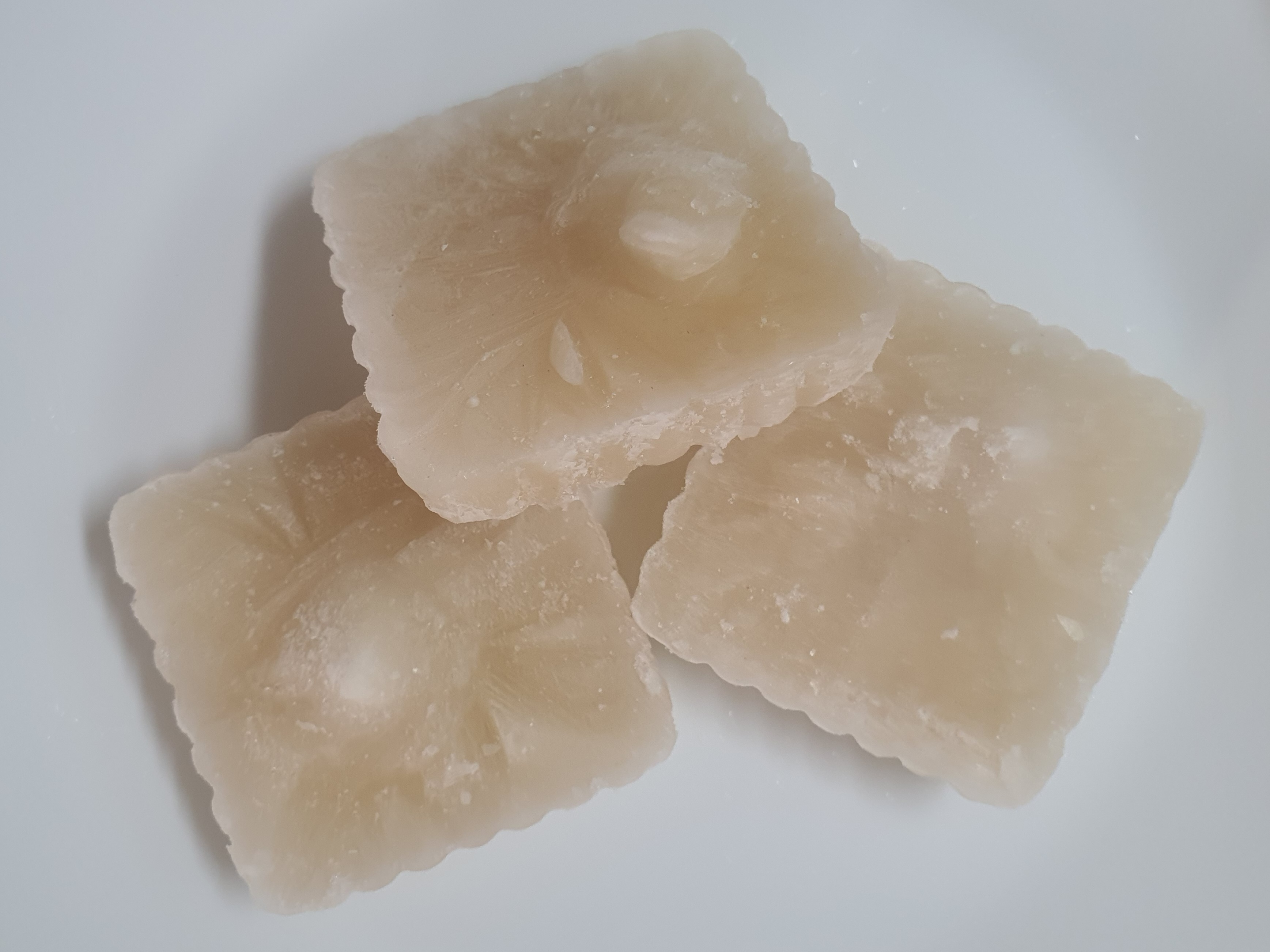 찹쌀풀 을 넉넉하게 만들어 둡니다. 소분해서 냉동실에 보관