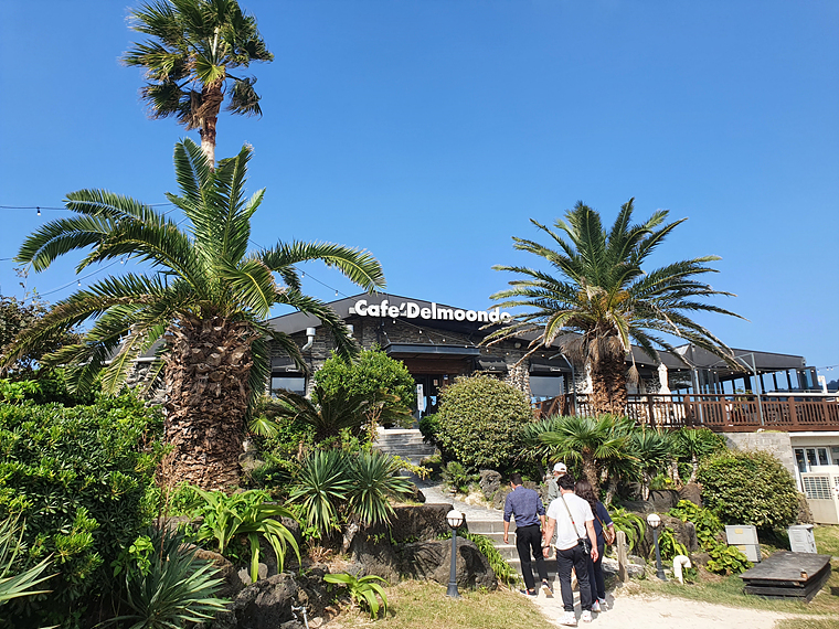 함덕-카페-델문도-외관