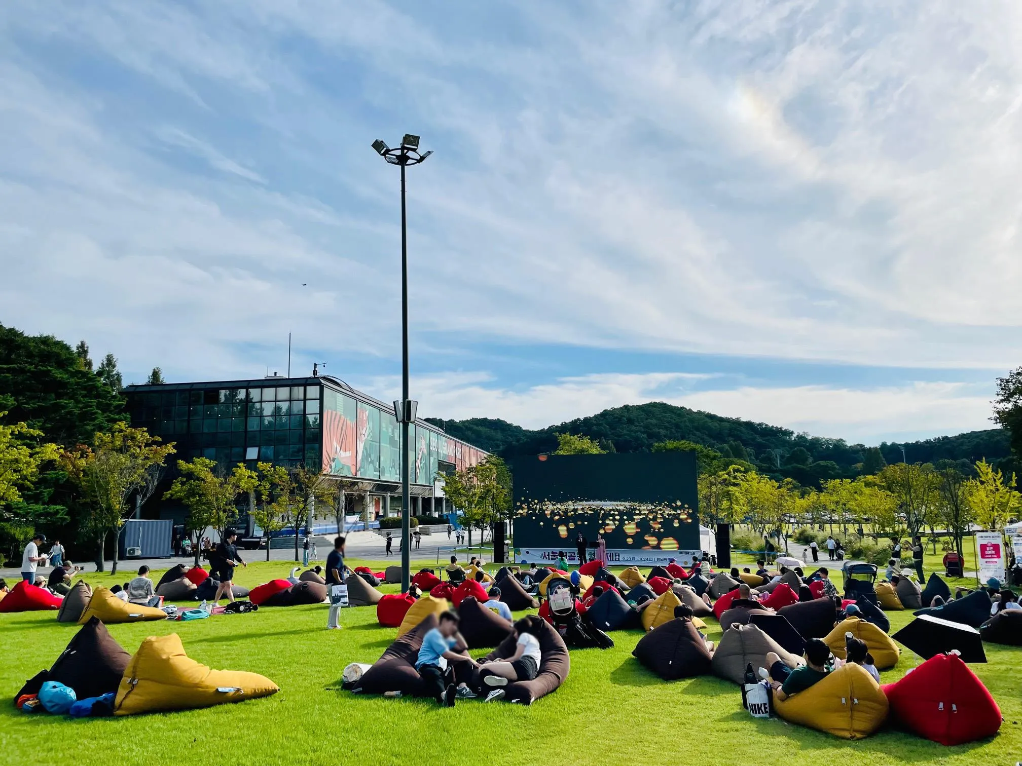 서울대공원 만남의 광장 영화제 무비 인사이드 일정 시간 무료 야외 행사 마술쇼 피노키오 핑크퐁 라라랜드 호두까기 인형