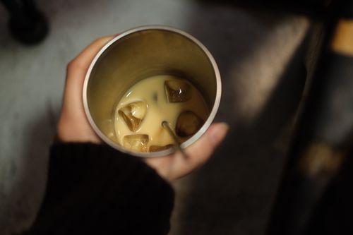 여름철 카페인 과다섭취 증상 7가지&amp;#44; 아이스커피 많이 마셨다면 꼭 확인하세요