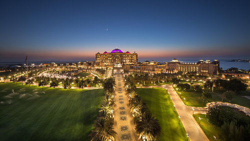 에미레이트 팰리스 (Emirates Palace), 아부다비 (사진 출처: Mandarin Orienta)