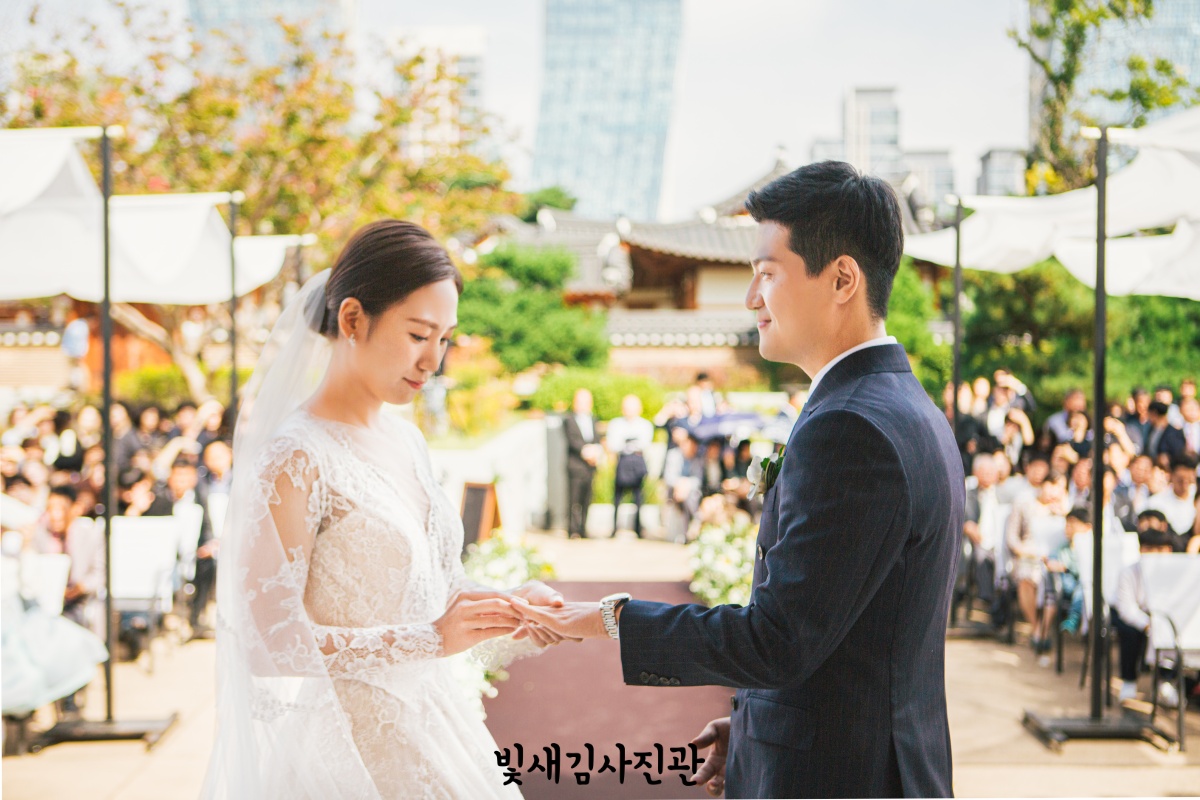 경원재 한옥 야외 결혼식 웨딩 본식스냅 29