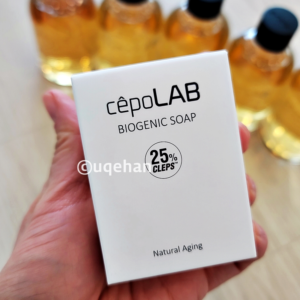 세포랩 바이오제닉 에센스 구성품 비누의 포장된 상자이다.