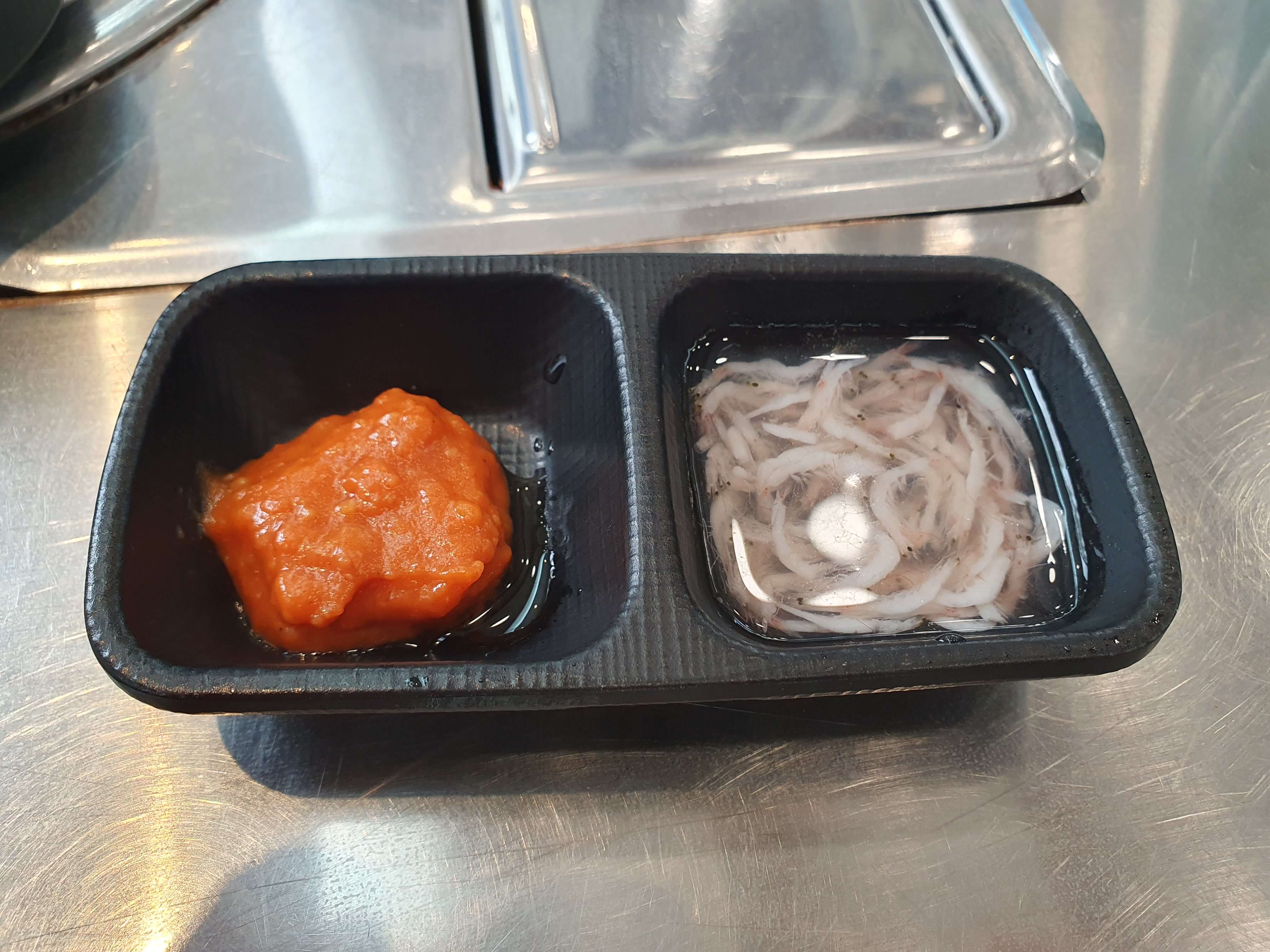 연지동(초읍) 맛집 화남정돼지국밥-쌈장, 새우젓