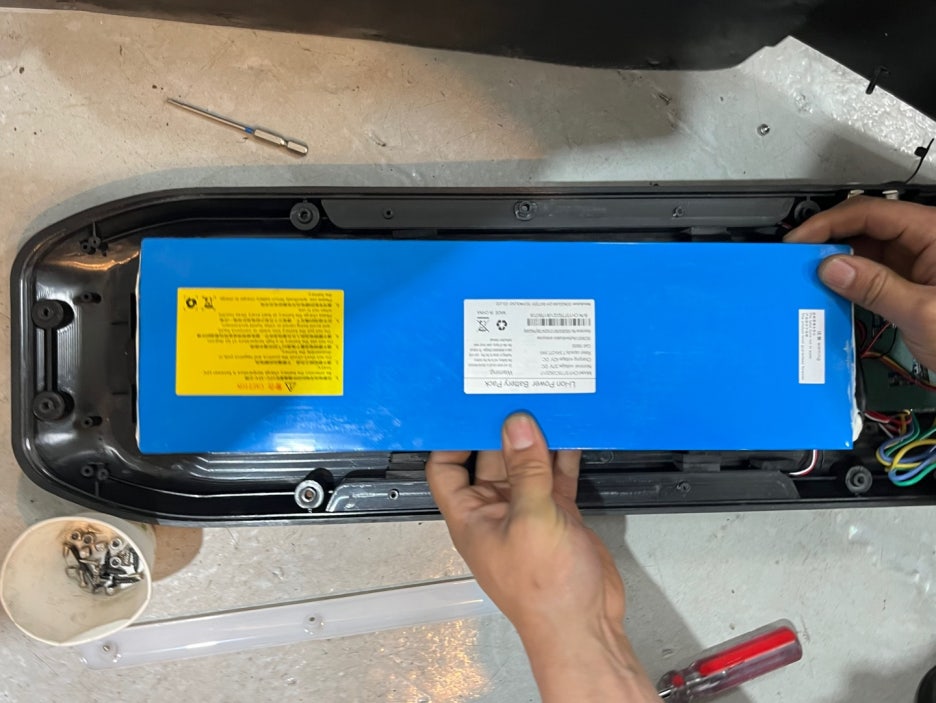 수원 전동스케이트보드 수리: TKG SUV2-전원 안 켜짐&#44; 배터리 BMS 교체 AS&#44; 화성 동탄 분당 광교 용인 안양 안산 오산 군포