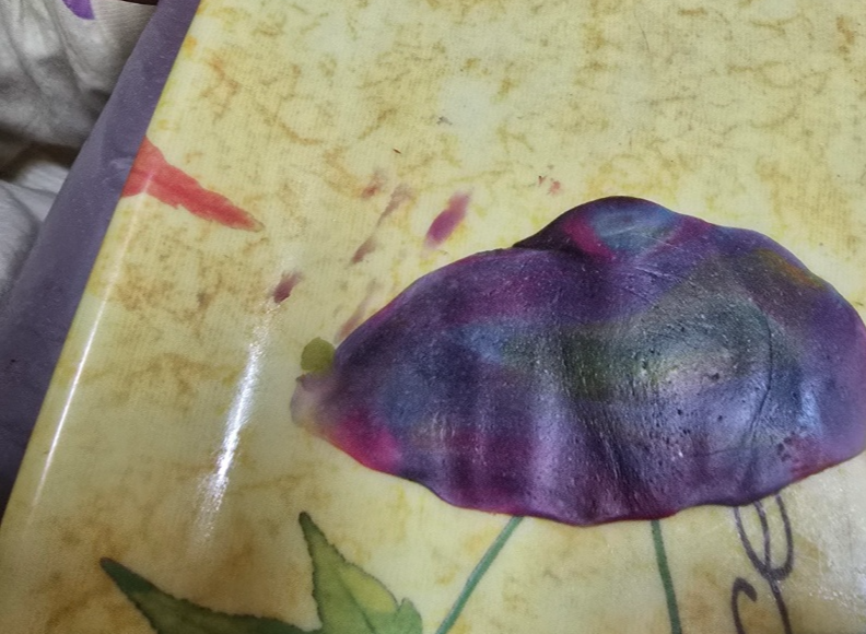 여러가지 색 섞인 모습