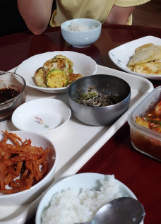 정성-가득-엄니표-반찬-호박-부침,-감자-부침-등