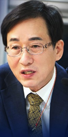 조정식 공천기획단장 임명에 반박하는 비명계 이원욱 의원