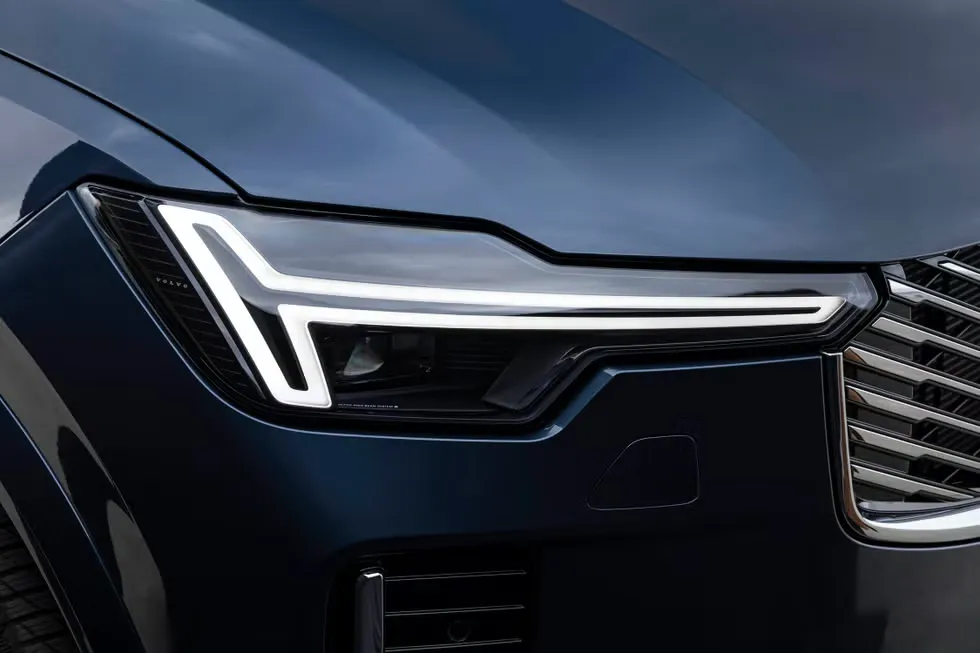 볼보 XC90 이미지