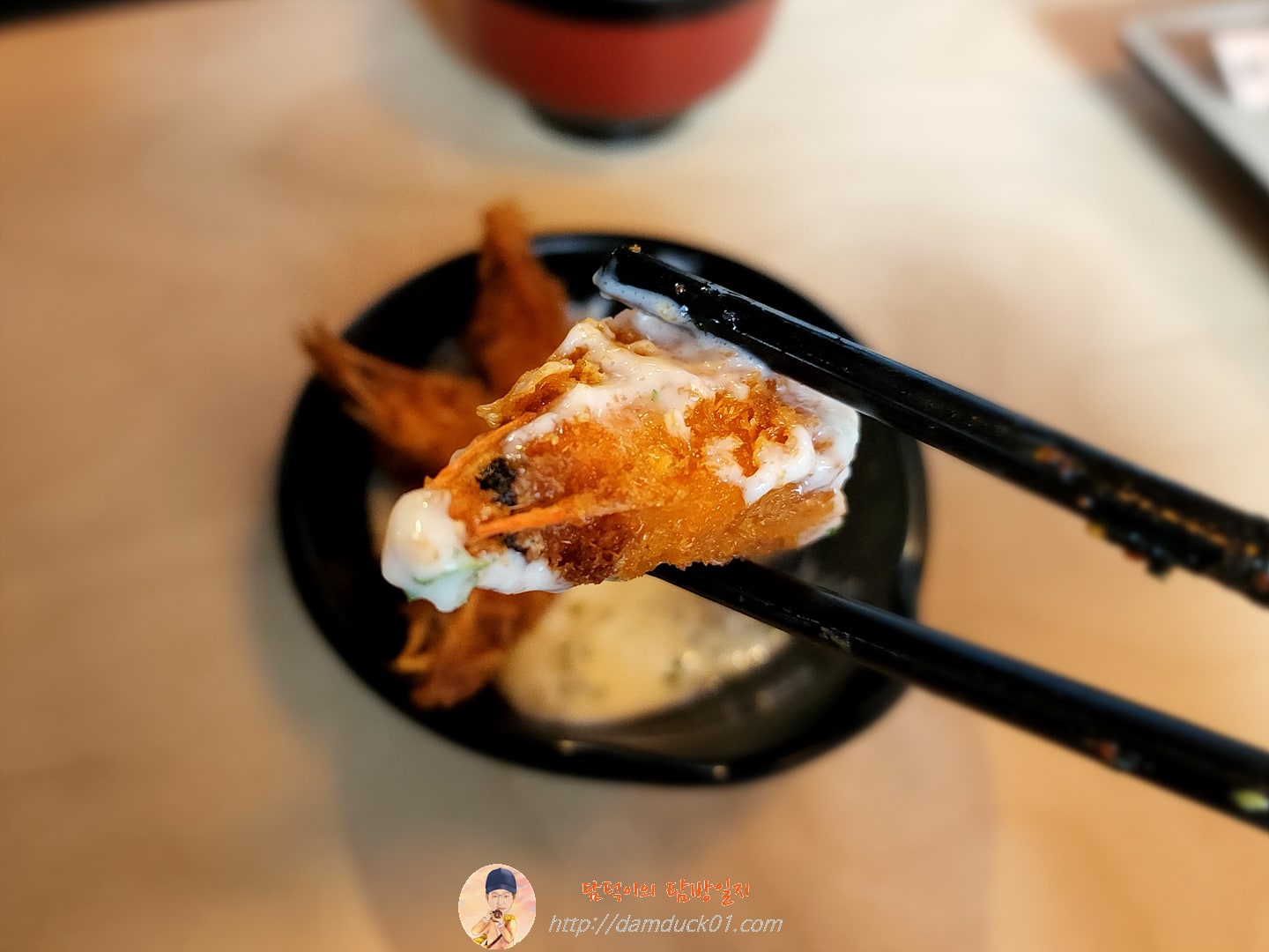 새우 튀김 머리만 따로