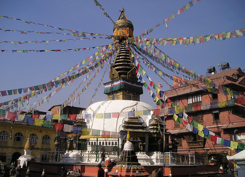 네팔 사리탑 모습 사진