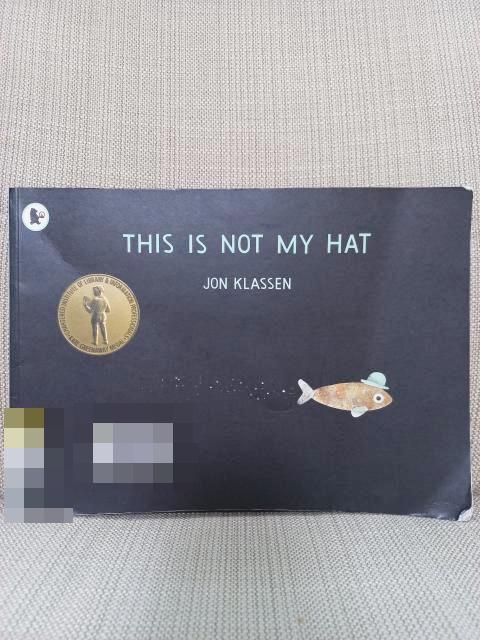 This is not my hat / Jon Klassen