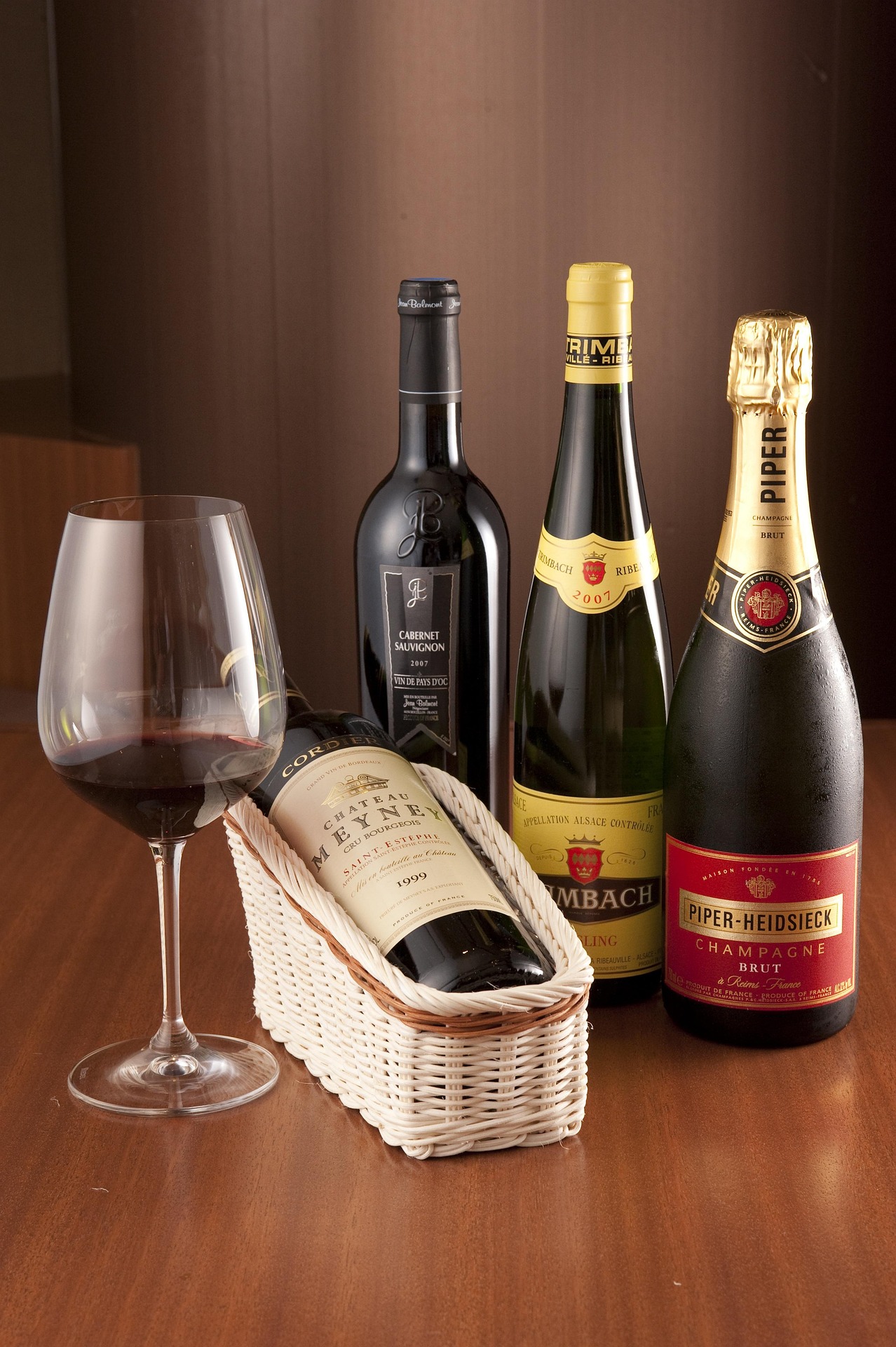 레드, 화이트, 로제, 스파클링 와인의 차이 쉽게 이해하기