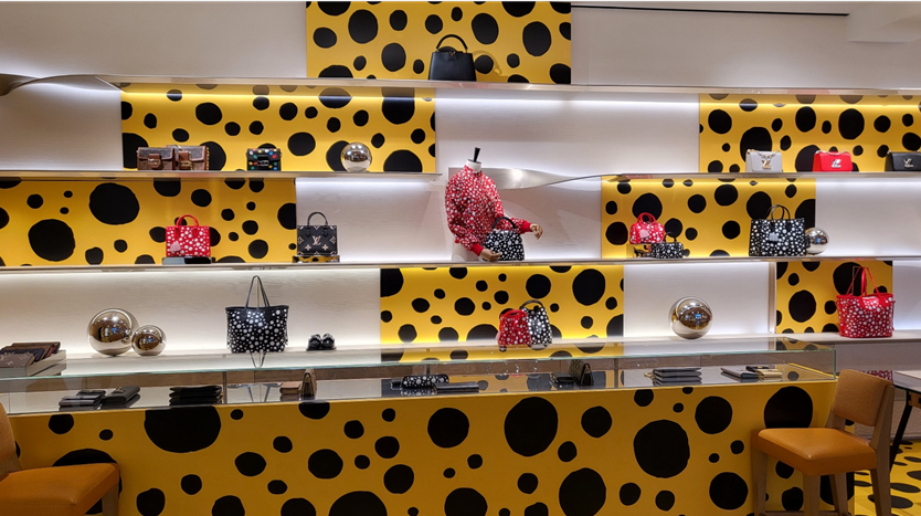 루이비통과 쿠사마야요이의 작품 콜라보