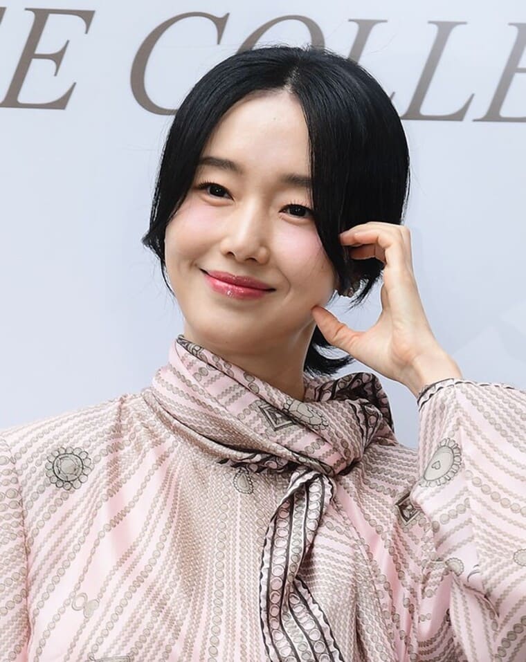 가수-겸-배우-이정현