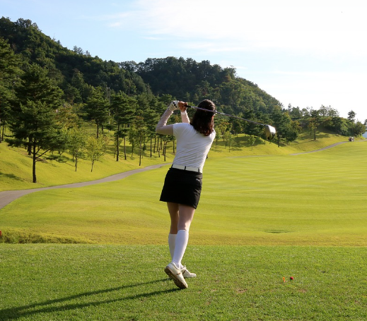 봄 골프웨어 트렌드, 가성비 좋은 골프웨어추천, 브랜드별 분석에 필요한 자료