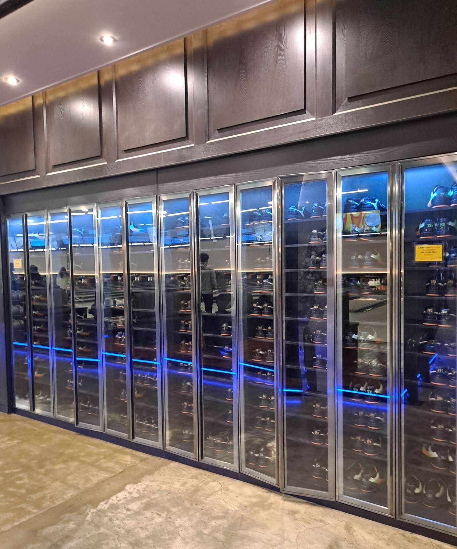 제이볼 볼링화 신발장