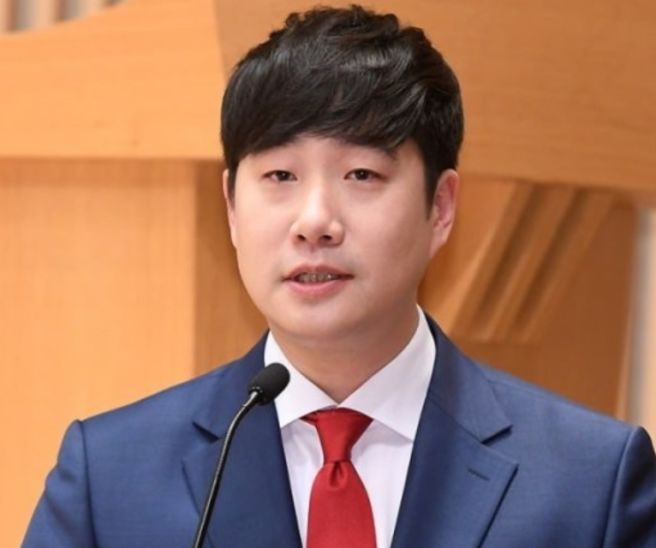 배성재 아나운서 나이 프로필 학력 고향 및 김다영과 14살 차 결혼 반대 비하인드 총정리