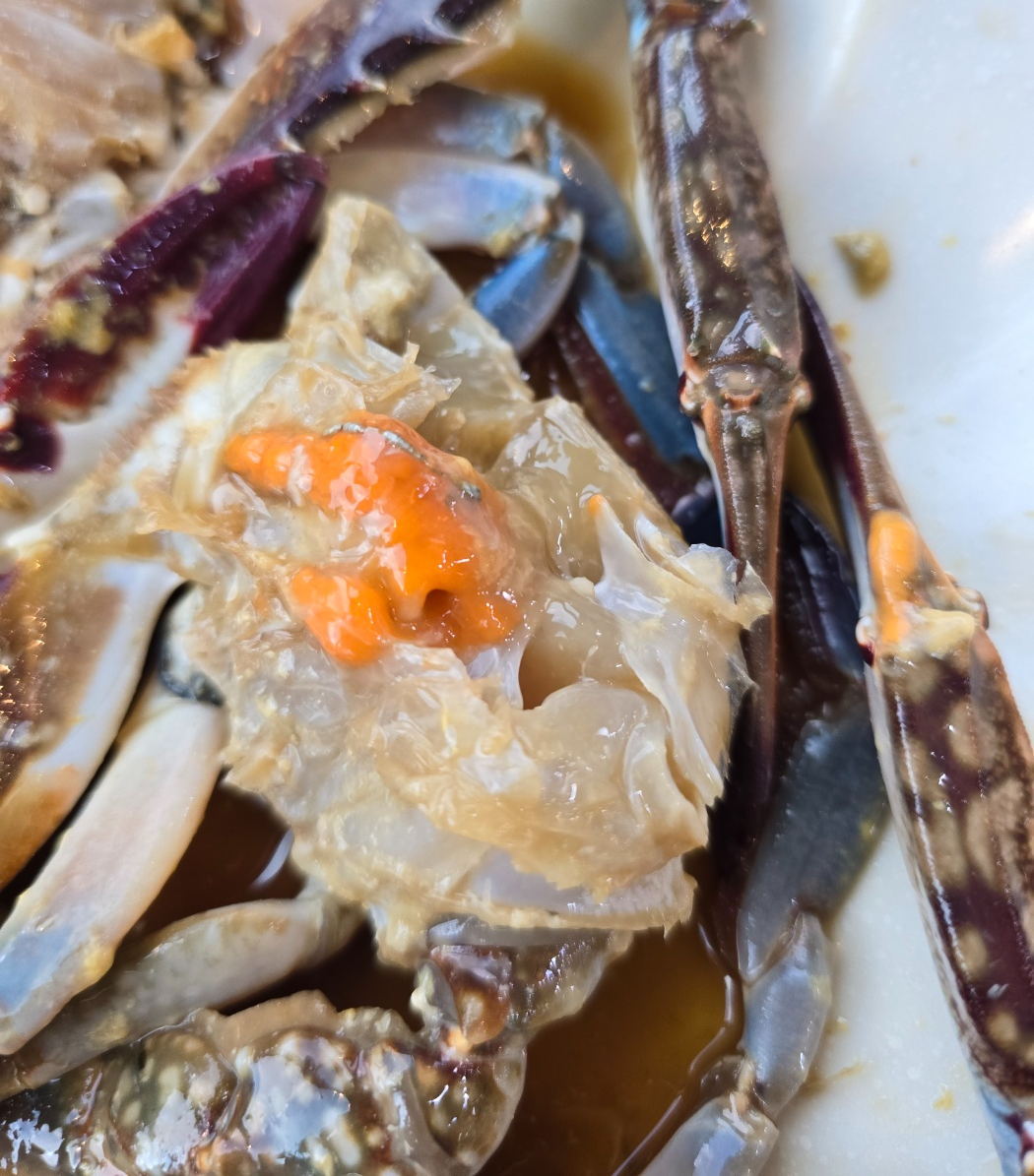 고소함이느껴지는 간장게장