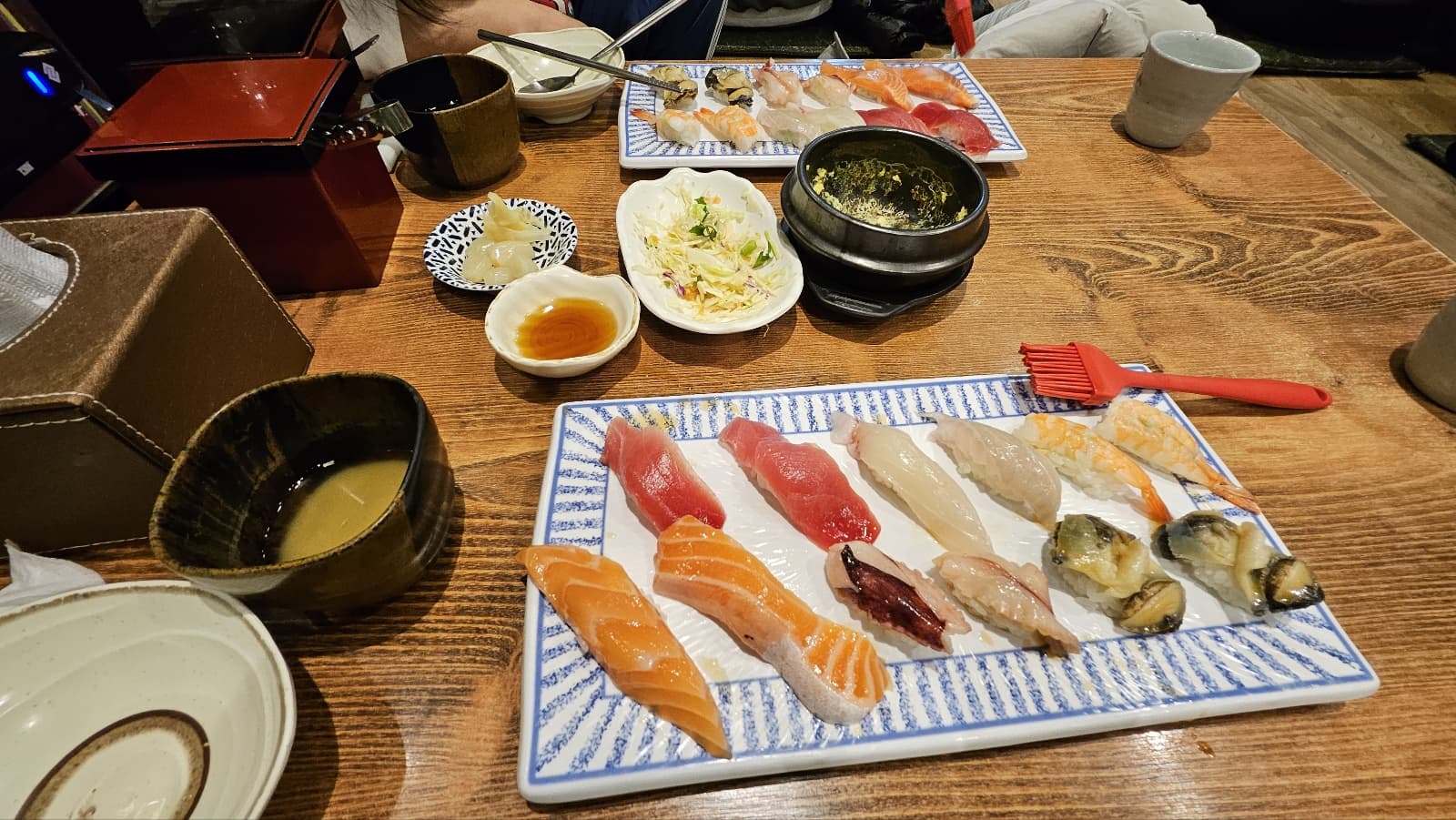 스시로로 로로세트