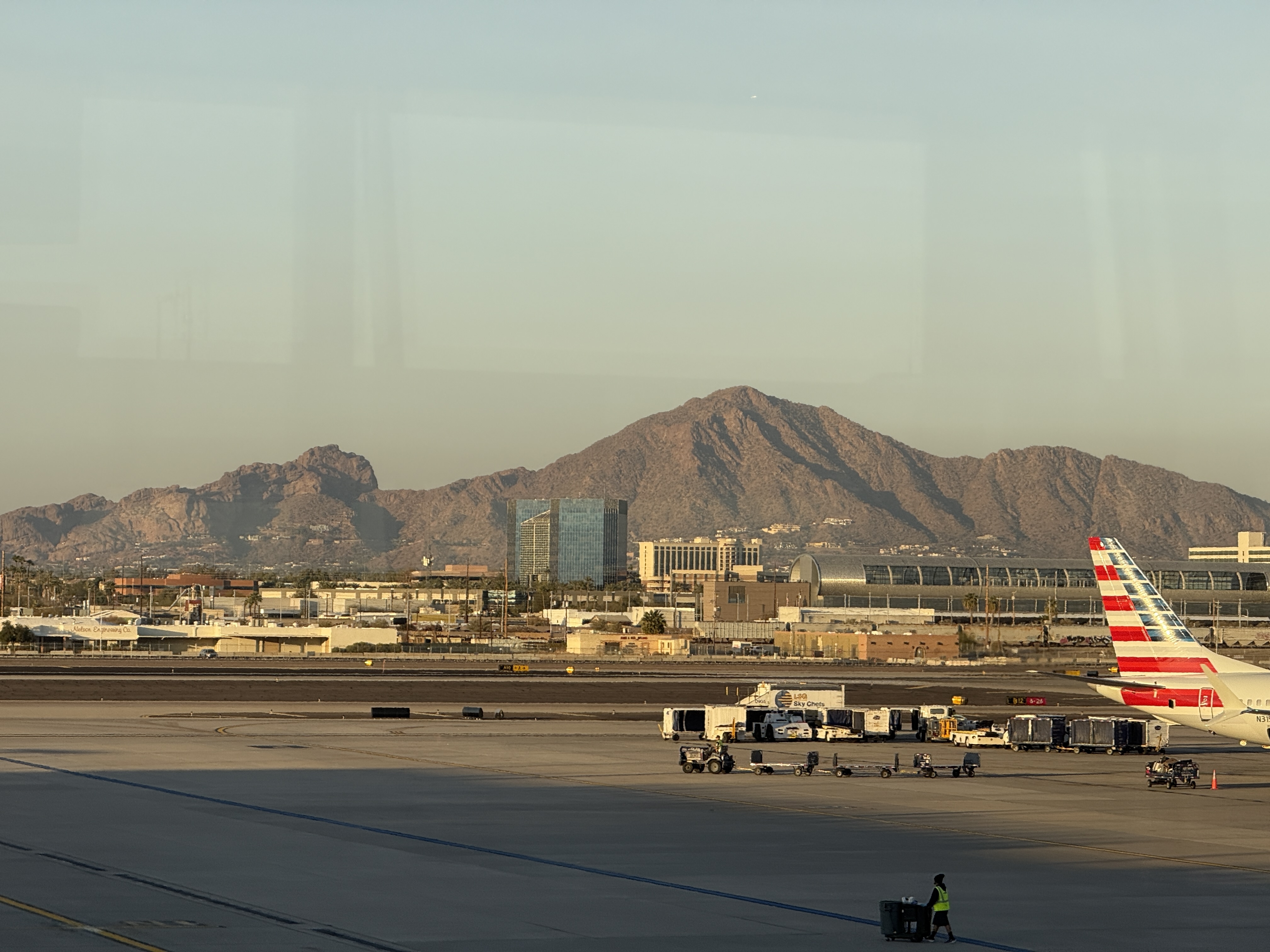 img.jpg?credential=yqXZFxpELC7KVnFOS48ylbz2pIh7yKj8&expires=1764514799&allow_ip=&allow_referer=&signature=gwrc3cRWh3TvANQC%2BSV%2F9nT5srg%3D