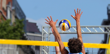 배구 경기 장면