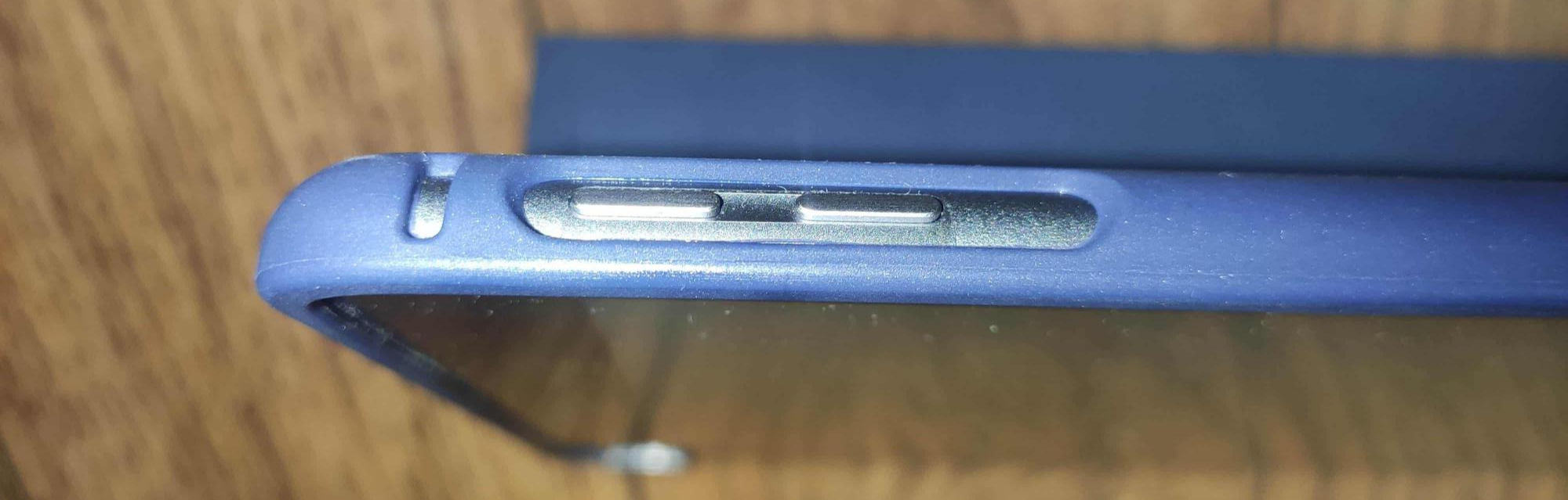 아이패드 음량 버튼