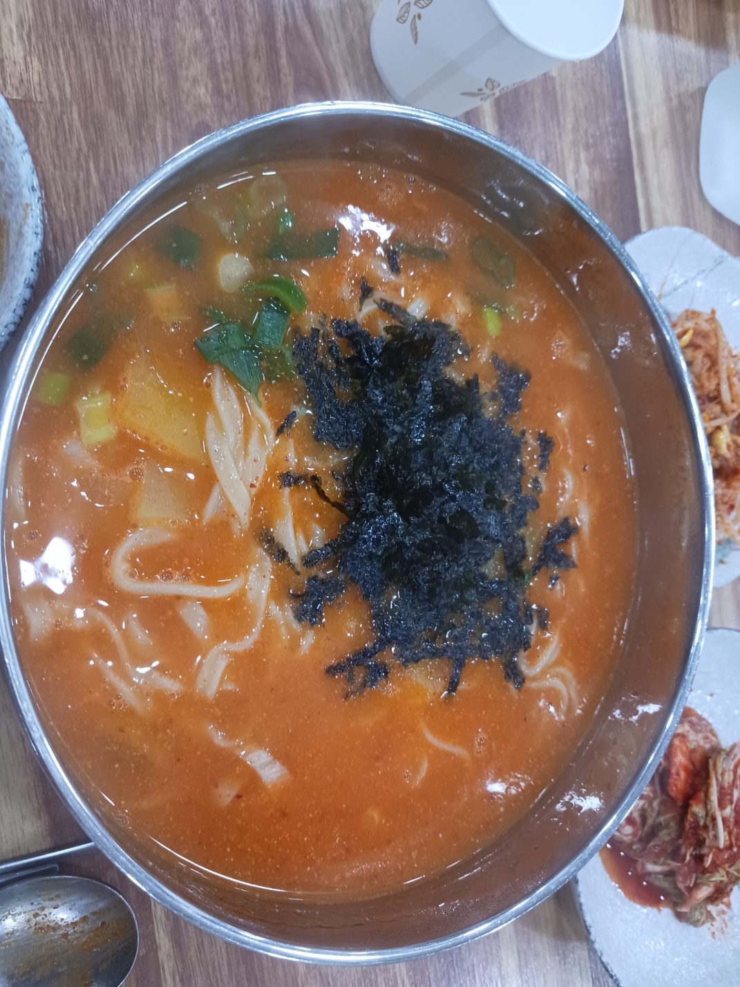 평양칼국수