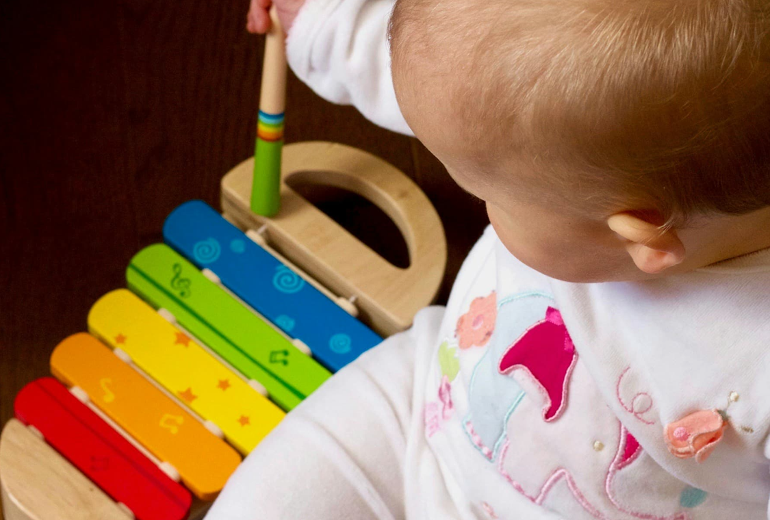 유아 및 어린이를 위한 음악 치료 - 정서 안정과 두뇌 발달