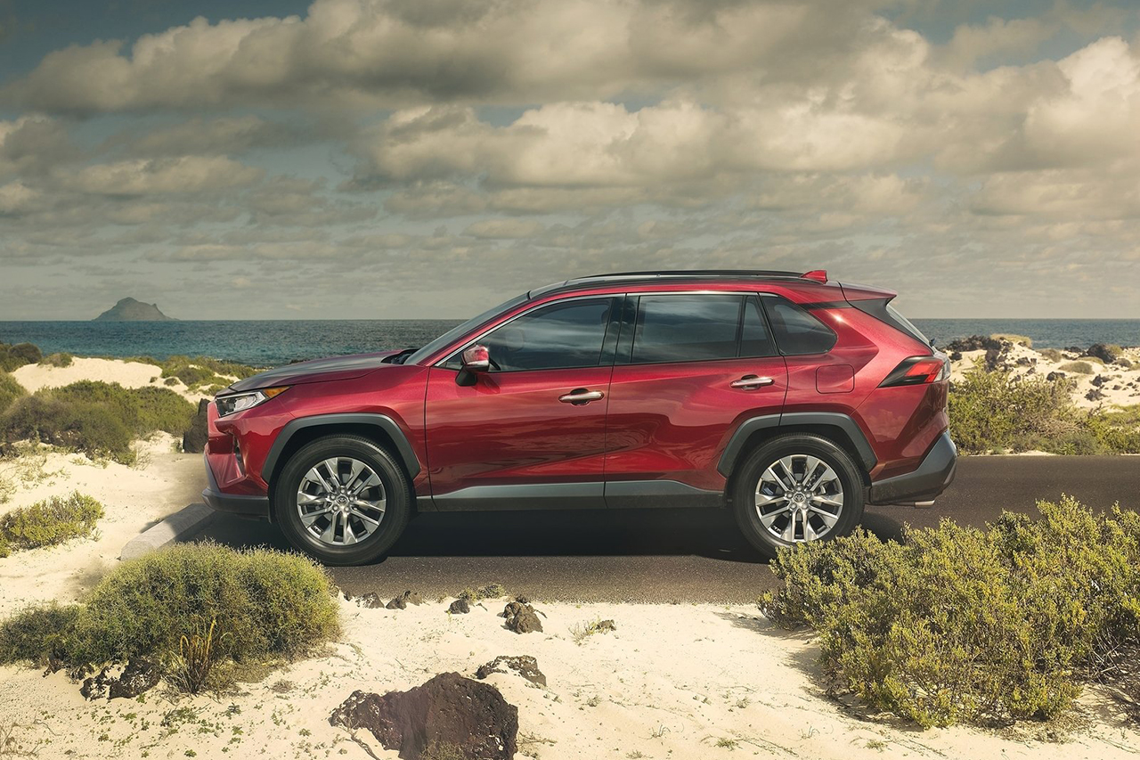 토요타 RAV4 하이브리드 중고차