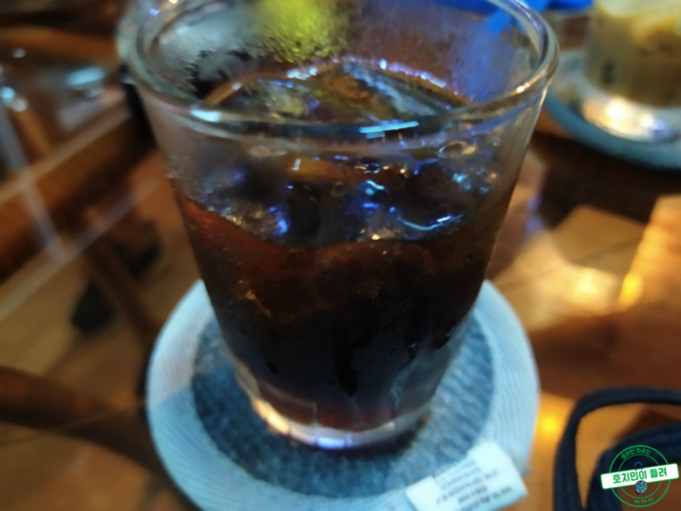 호치민 고향 이발관