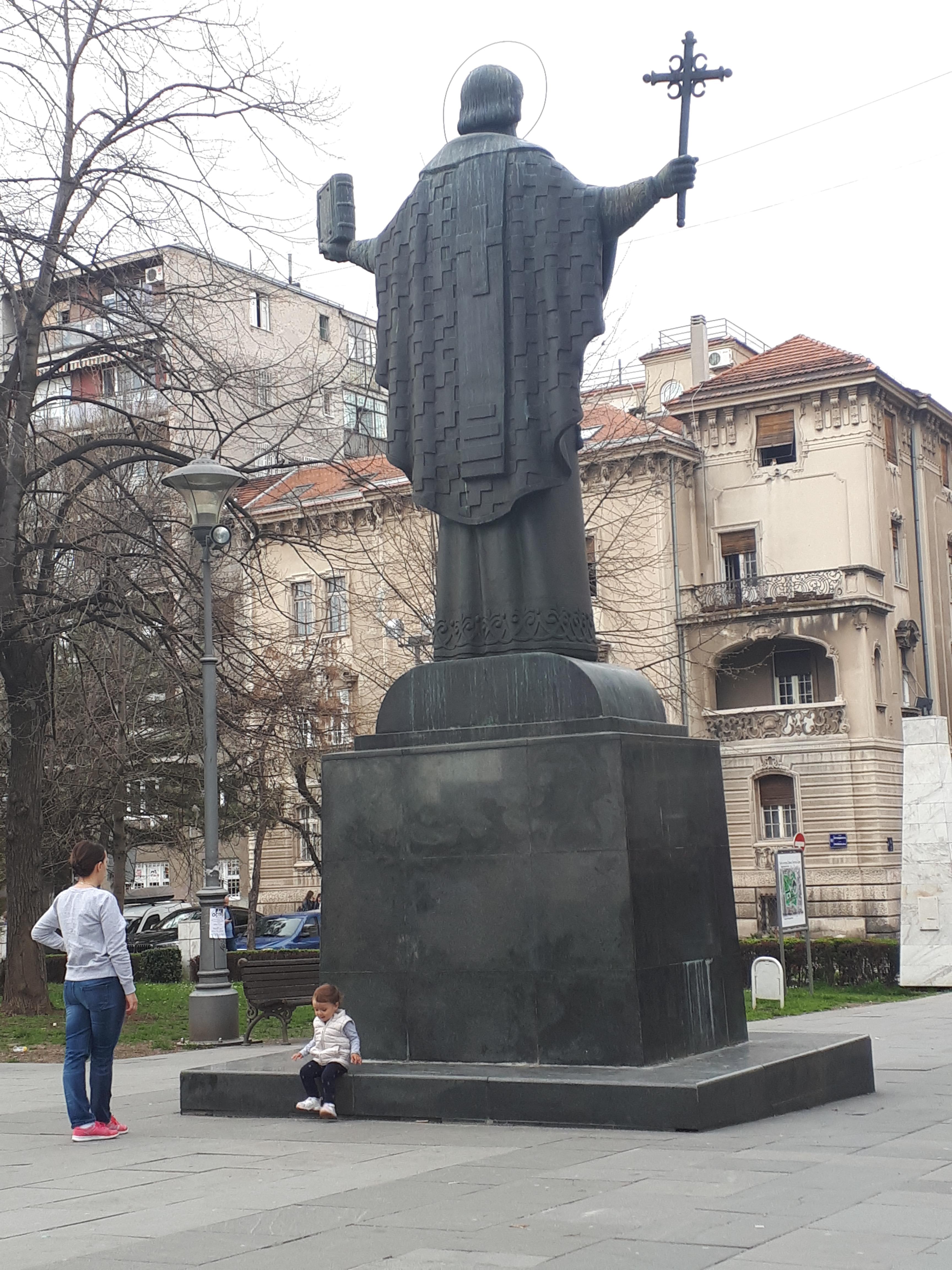 세르비아 베오그라드 성 사바 대성당 동상 뒷모습