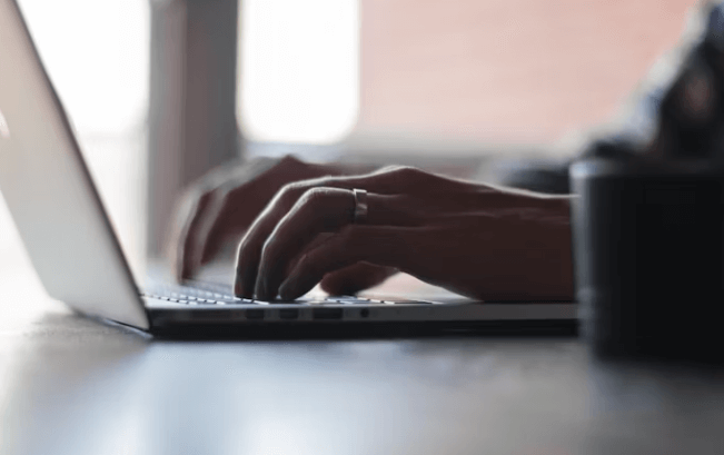 온라인 시험 합격 전략: 집중력 높이는 필수 준비물 4가지