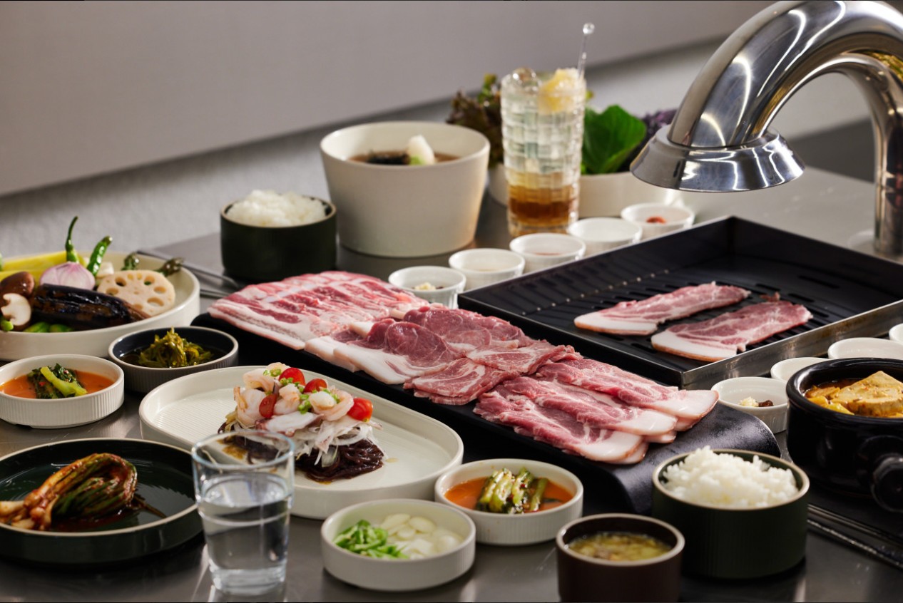 이게 돼지고기 맞아? 잠실 로스로스 워터에이징 숙성고기 먹자골목 레전드!