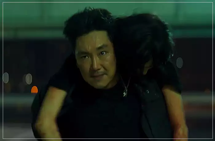 독전-쓰러진-정보원을-얻고-달리는-조원호-형사