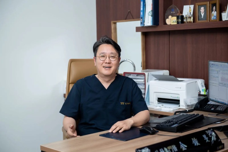 김종민 민병원 대표원장