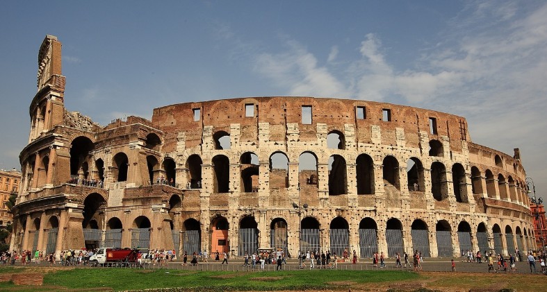 콜로세움 경기장 사진