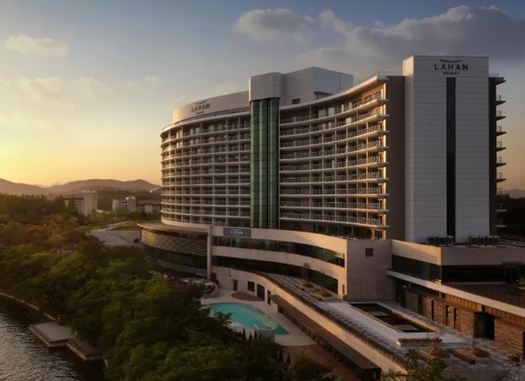 라한셀렉트 경주