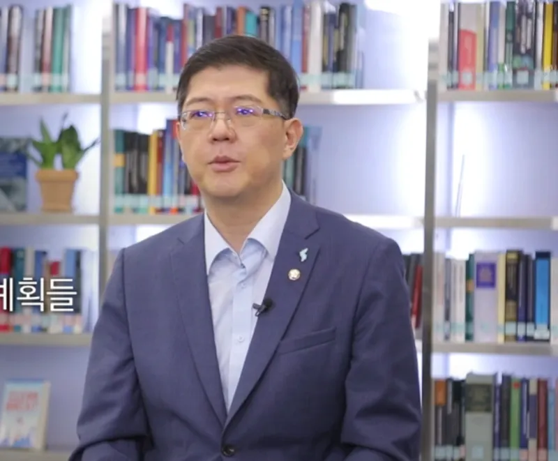 국회의원 인터뷰27.webp