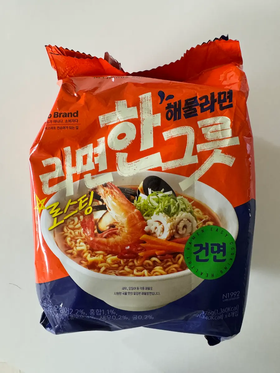 노브랜드 해물라면 라면한그릇