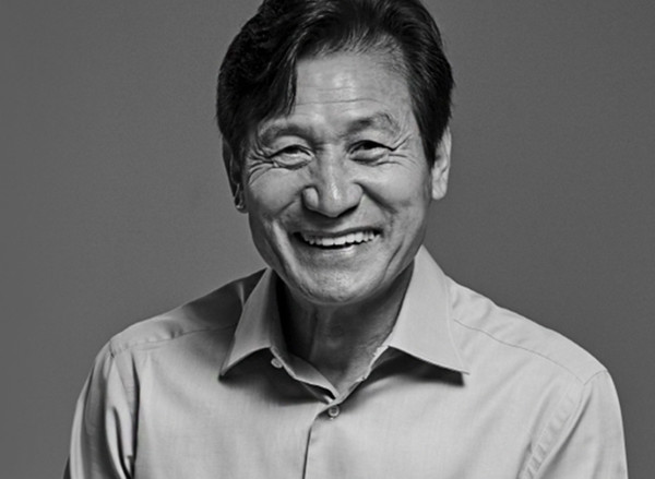 故 안성기 장례미사, 명동성당에서 영화인들의 배웅 속에 엄수