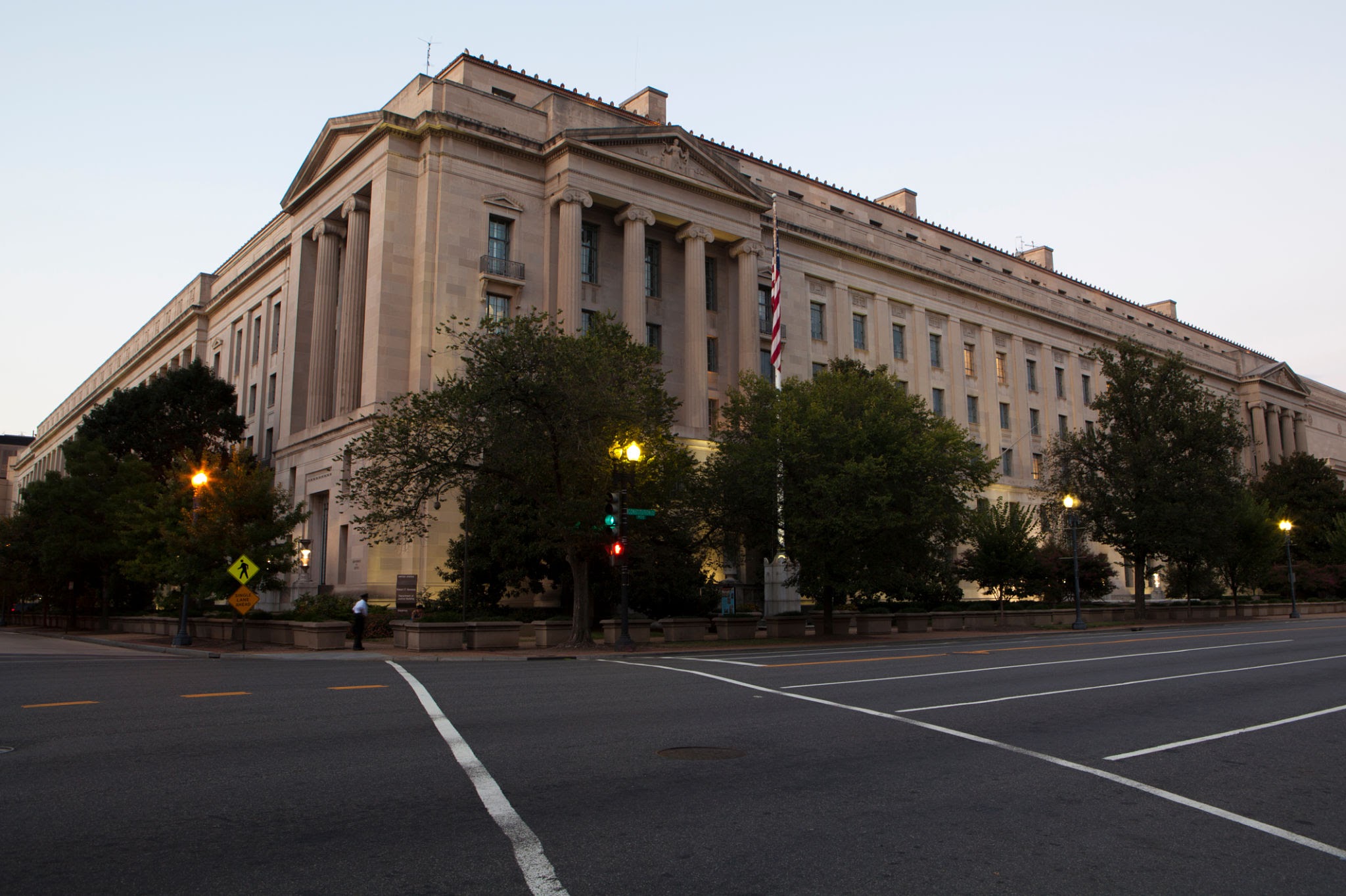 법무부의 정치화 논란