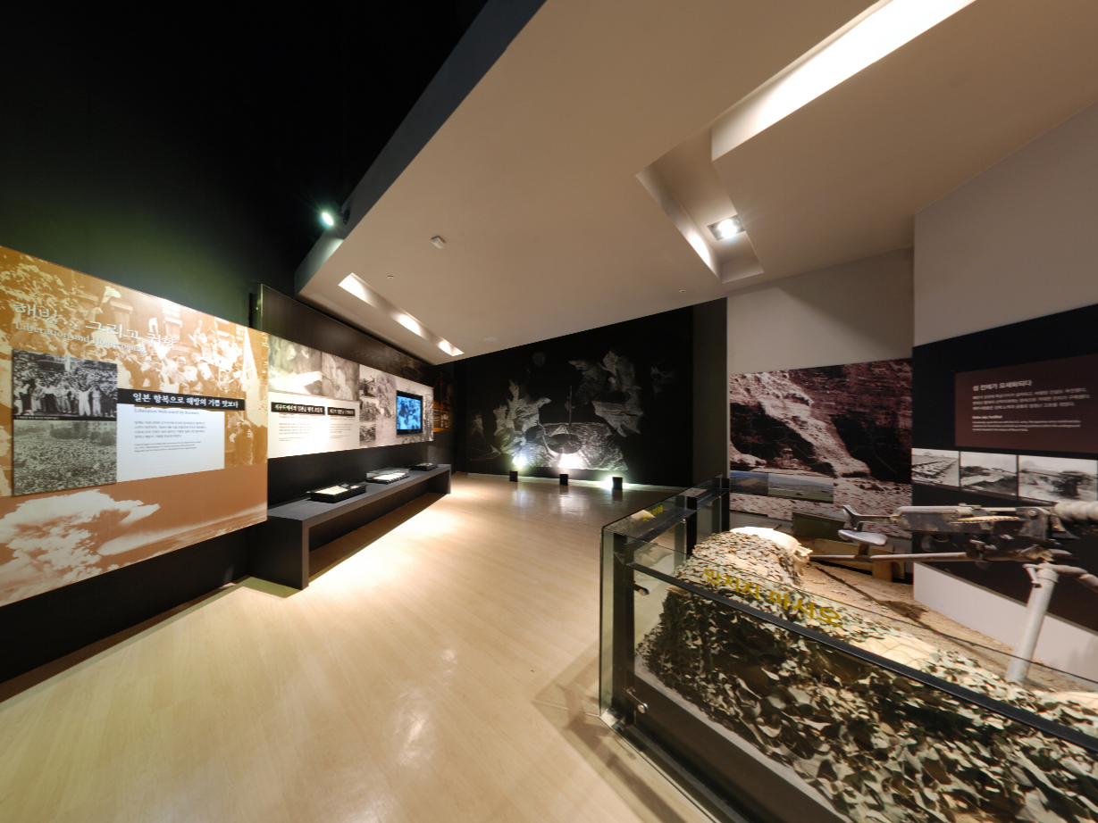 노벨 문학상 수상 한강 작가의 '작별하지 않는다'와 제주 4.3 평화기념관