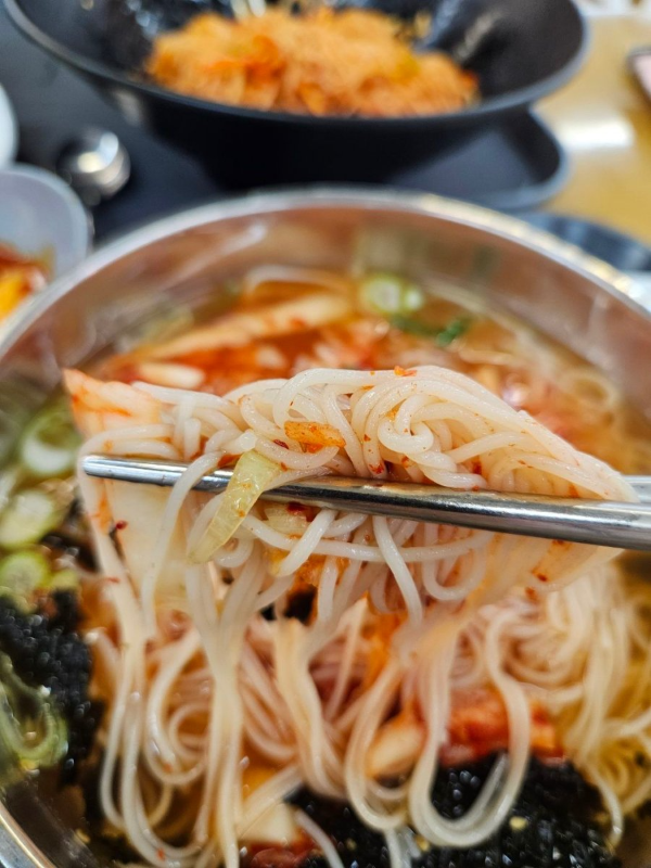 푸드코트 잔치국수