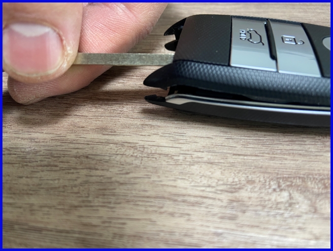 차키 배터리 교체