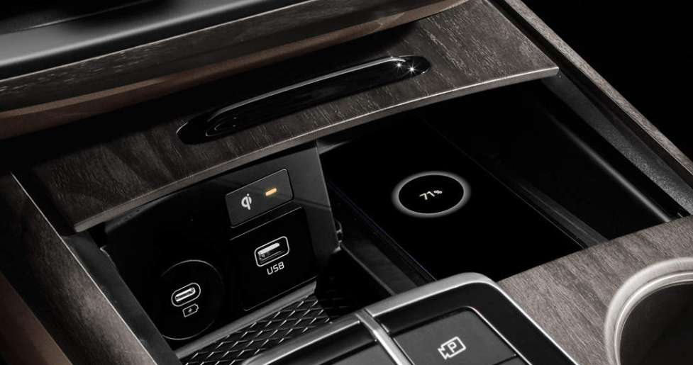 2024 K8 하이브리드 무선충전